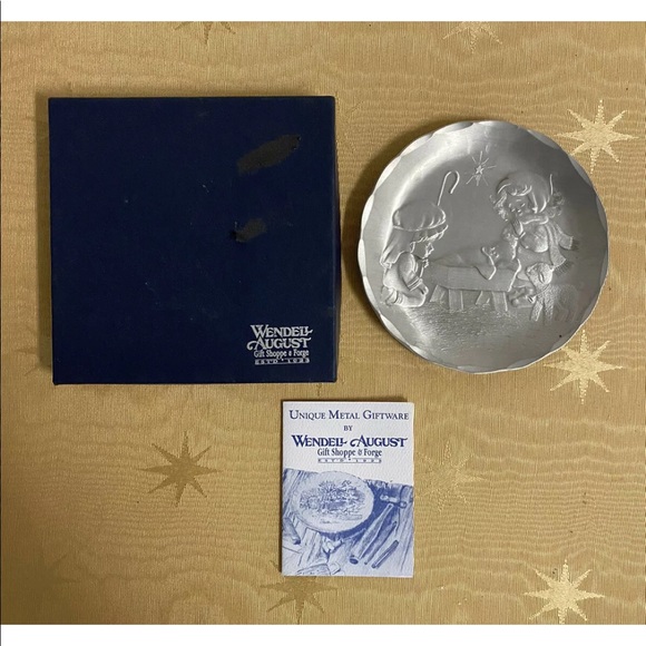 Wendell August Other - Wendell August Forge Christmas Manger Scene Plate
Used